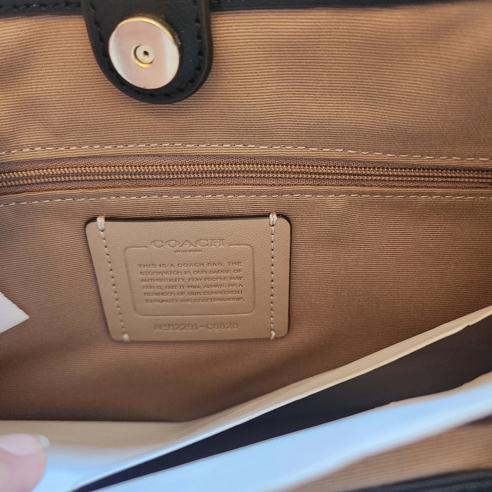 NWOT Coach Kristy Shoulder Bag - Colorblock Chalk Multi (C6828) - Picture 10 of 12